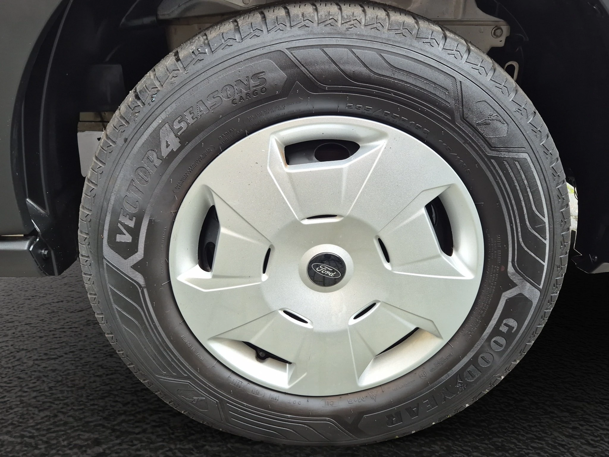 Ford-Transit-image-8