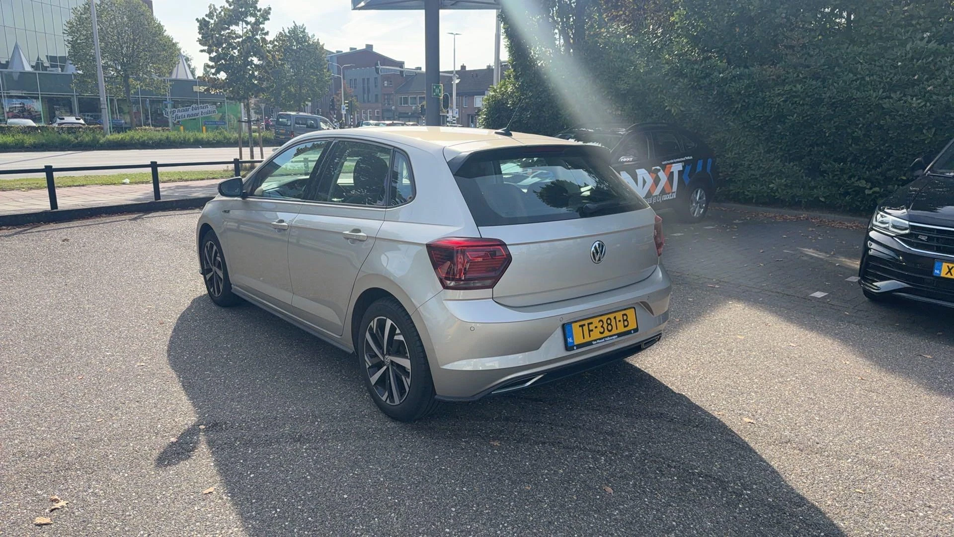 Volkswagen-Polo-image-5
