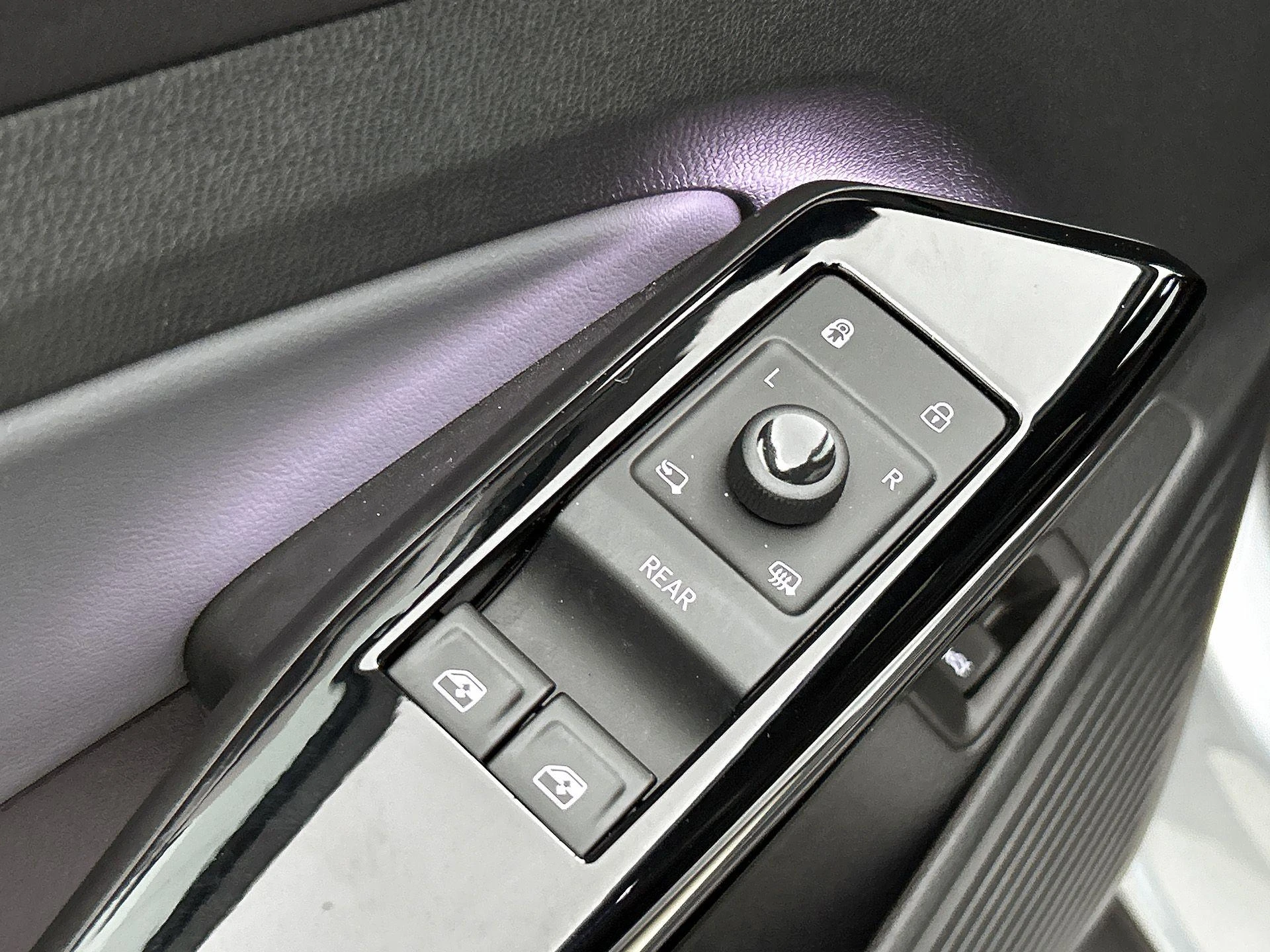 Volkswagen-ID.4-image-22