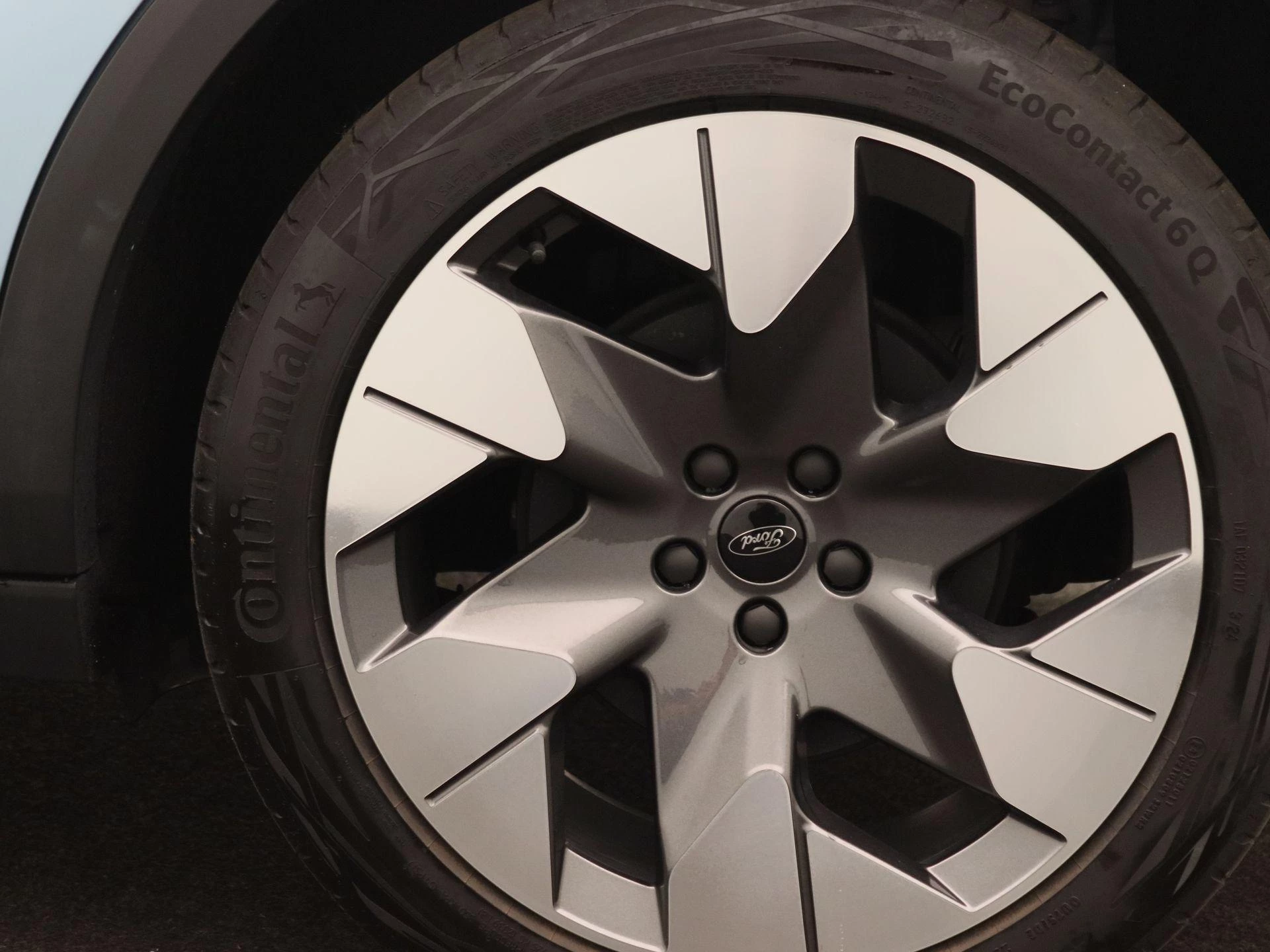Ford-Explorer-image-17