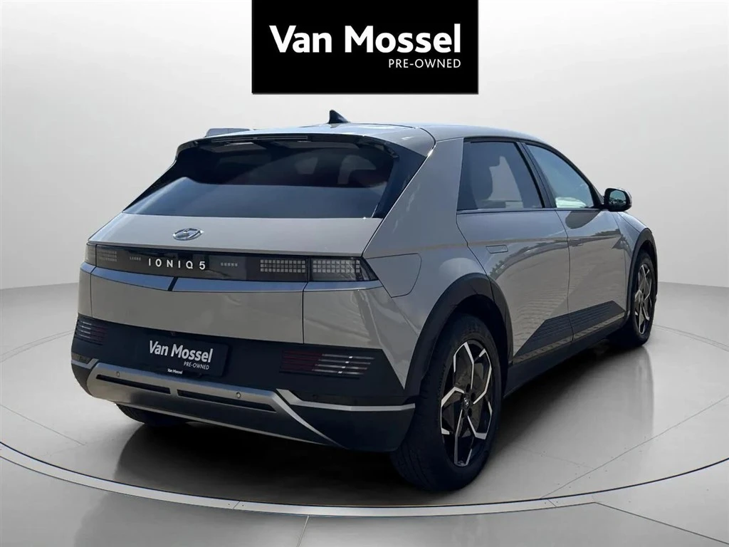 Hyundai-IONIQ 5-image-4