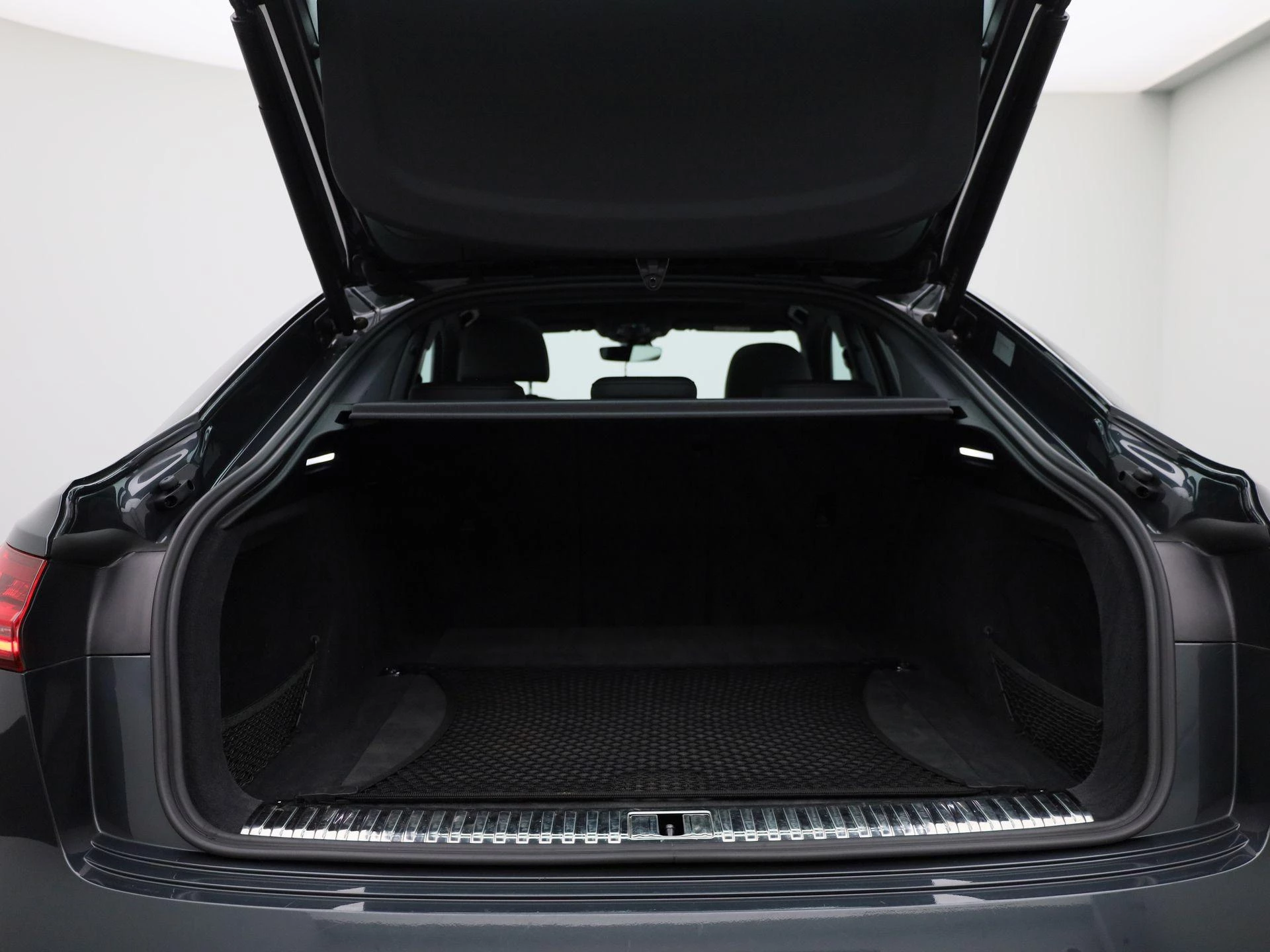 Audi-e-tron-image-13