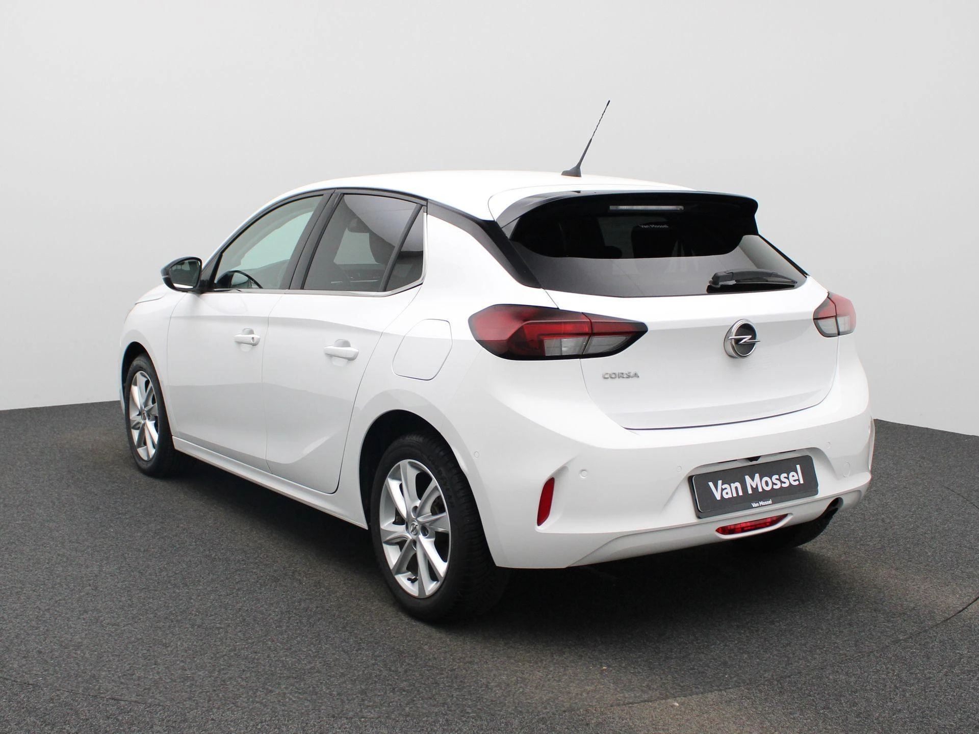 Opel-Corsa-image-1