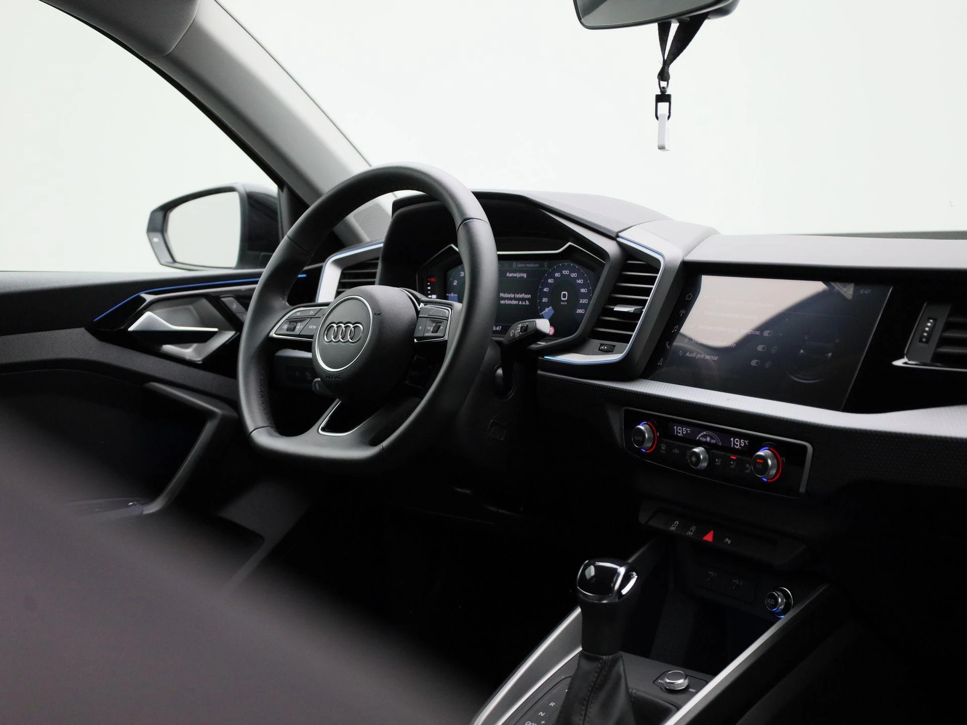 Audi-A1 Sportback-image-38