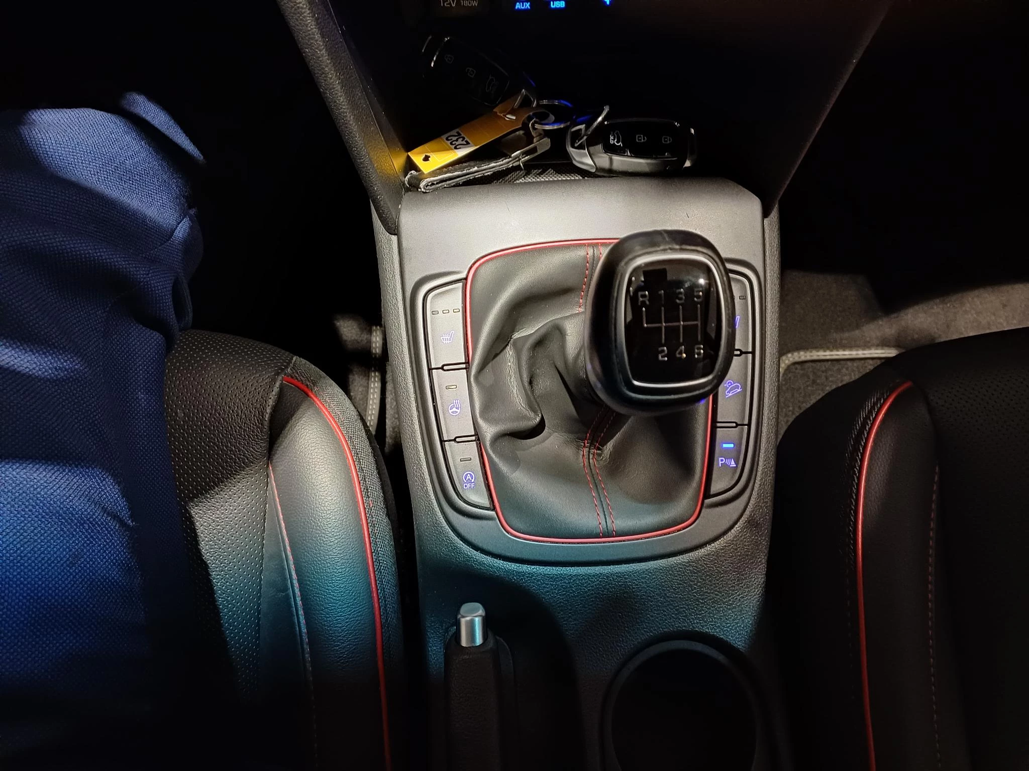 Hyundai Kona 1.0 T-GDI Sky