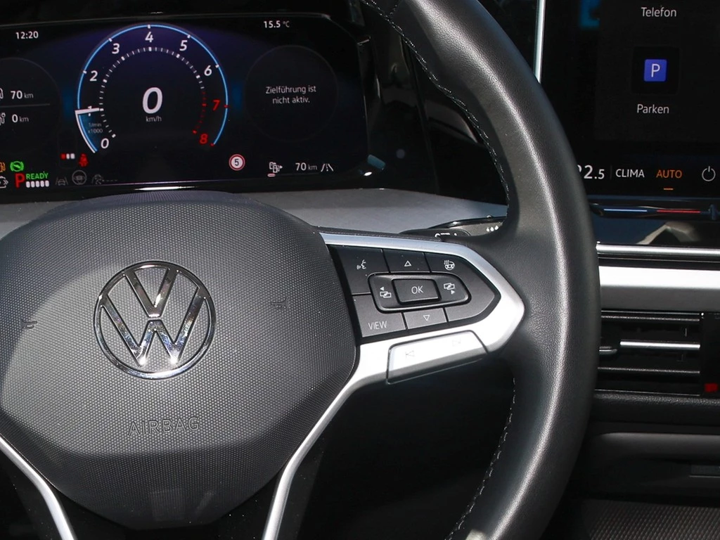 Volkswagen Golf VIII 1.5 TSI DSG eHybrid Life AHK, VWG