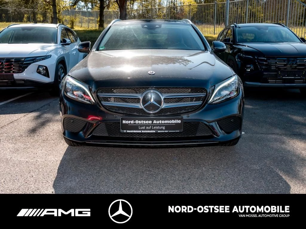 Mercedes-Benz-C-Klasse-image-1