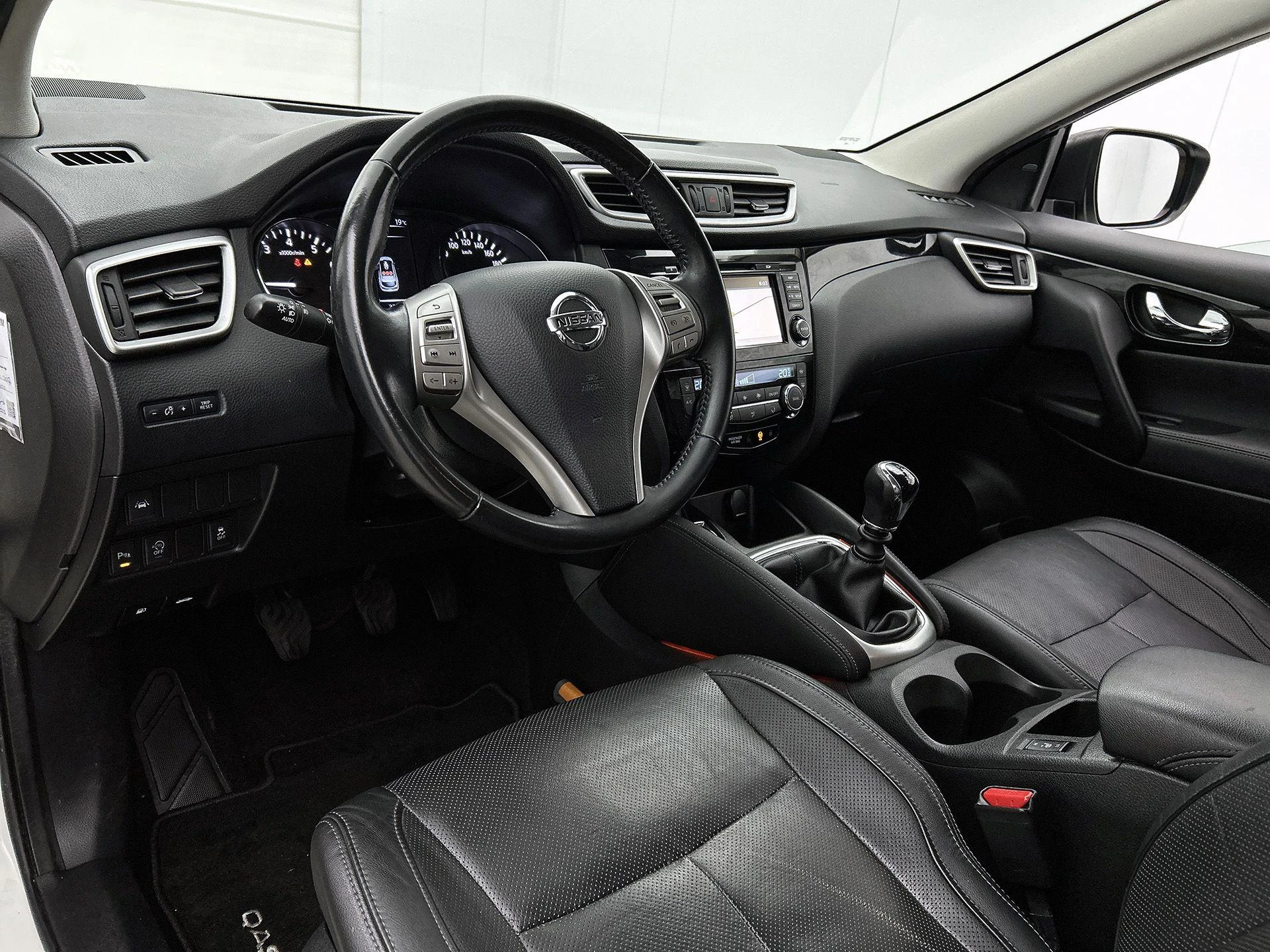 Nissan-QASHQAI-image-22