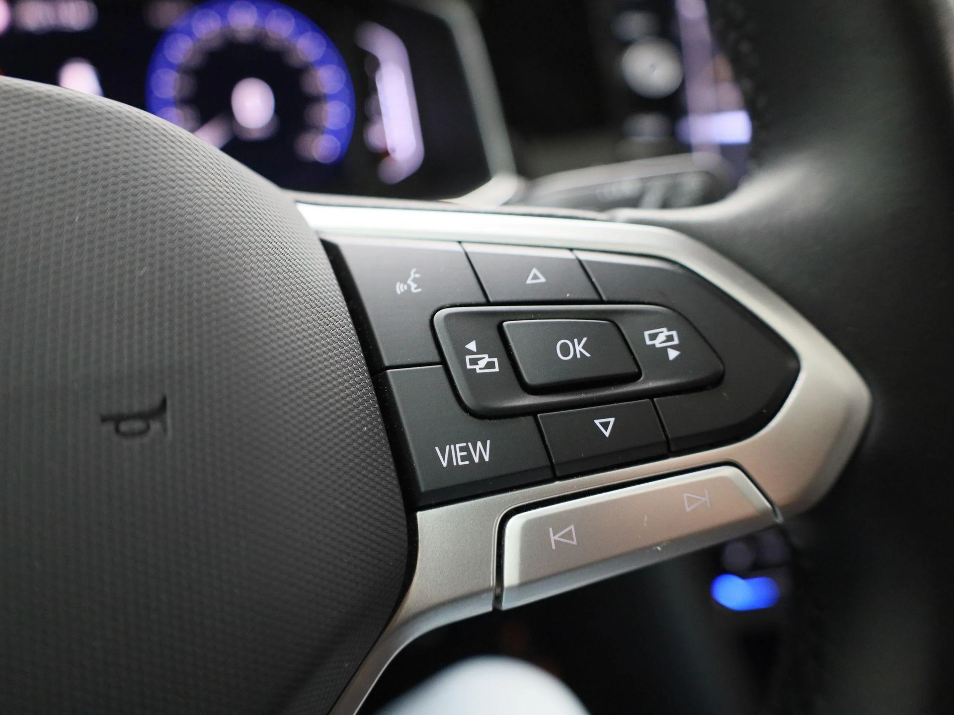Volkswagen-Polo-image-17