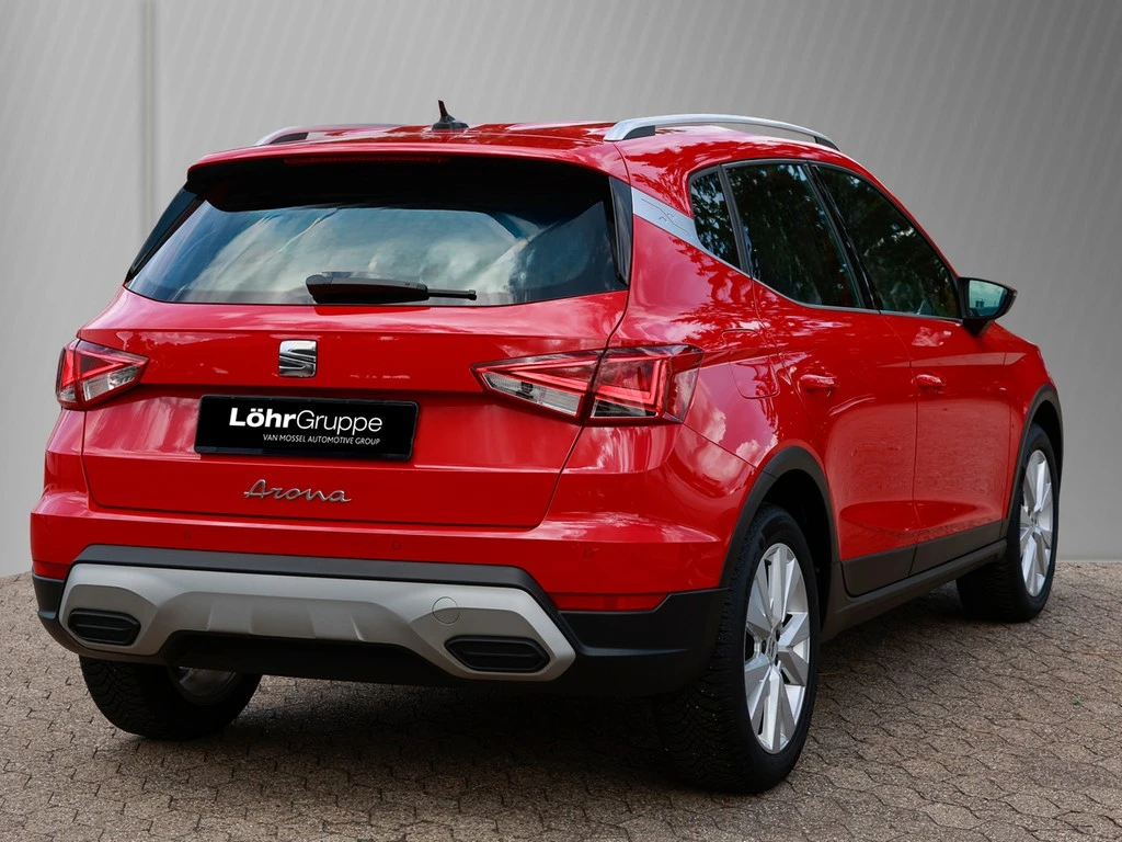 SEAT-Arona-image-3