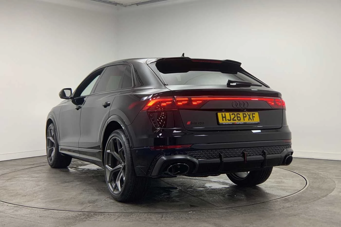 Audi-RSQ8-image-2