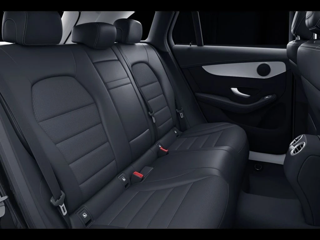 Mercedes-Benz-GLC 300 e-image-10