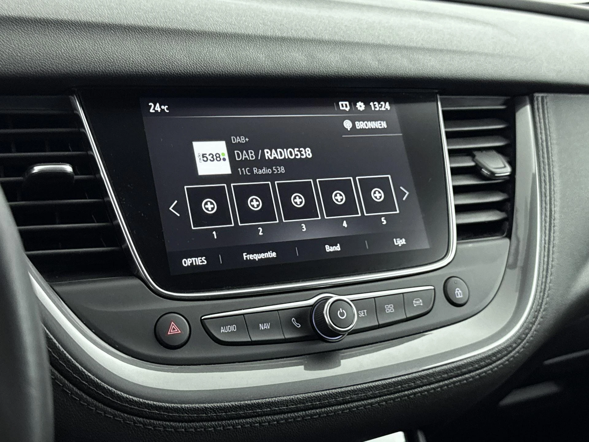 Opel-Grandland X-image-6