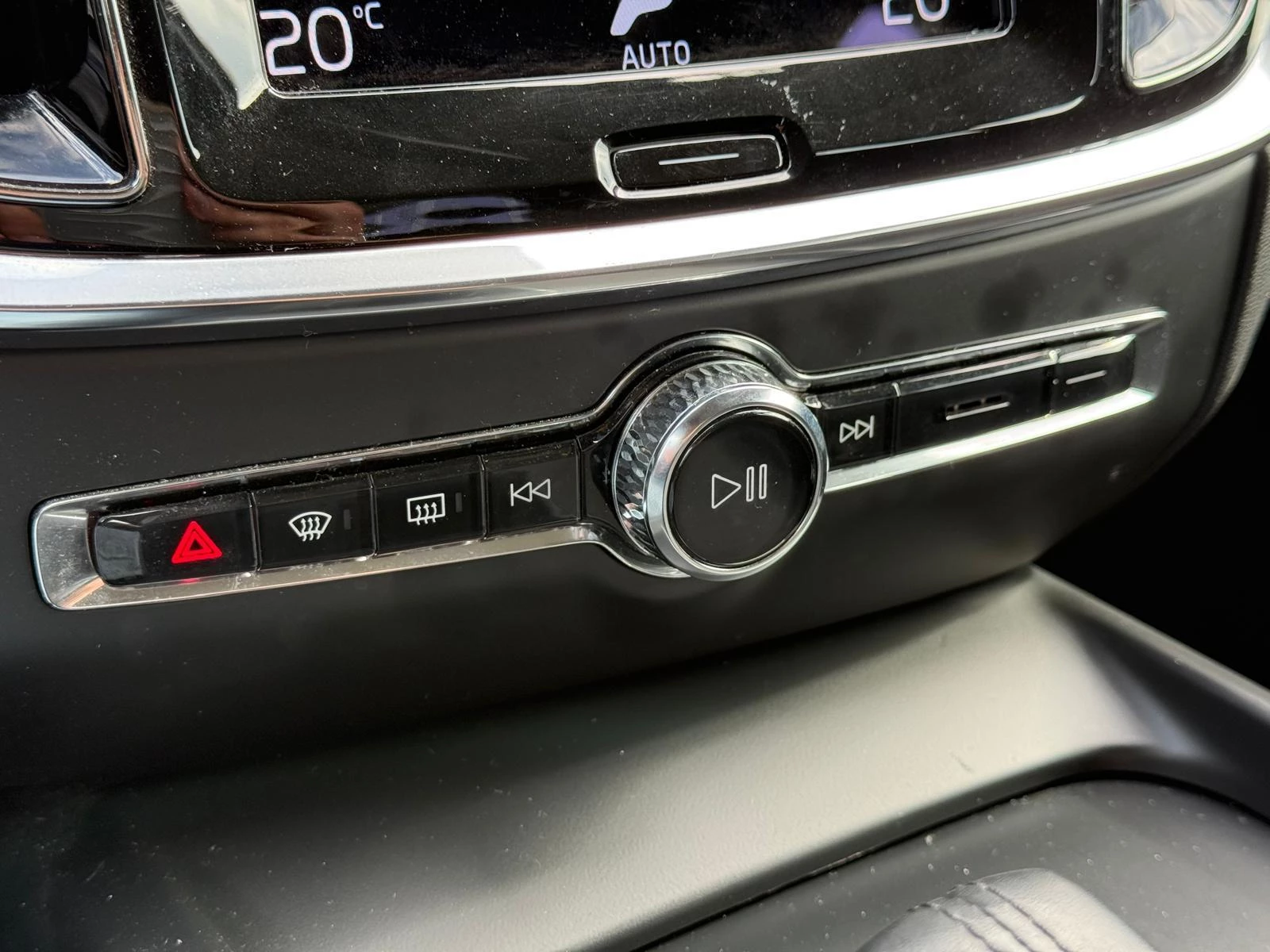 Volvo V60 B3 Momentum Advantage