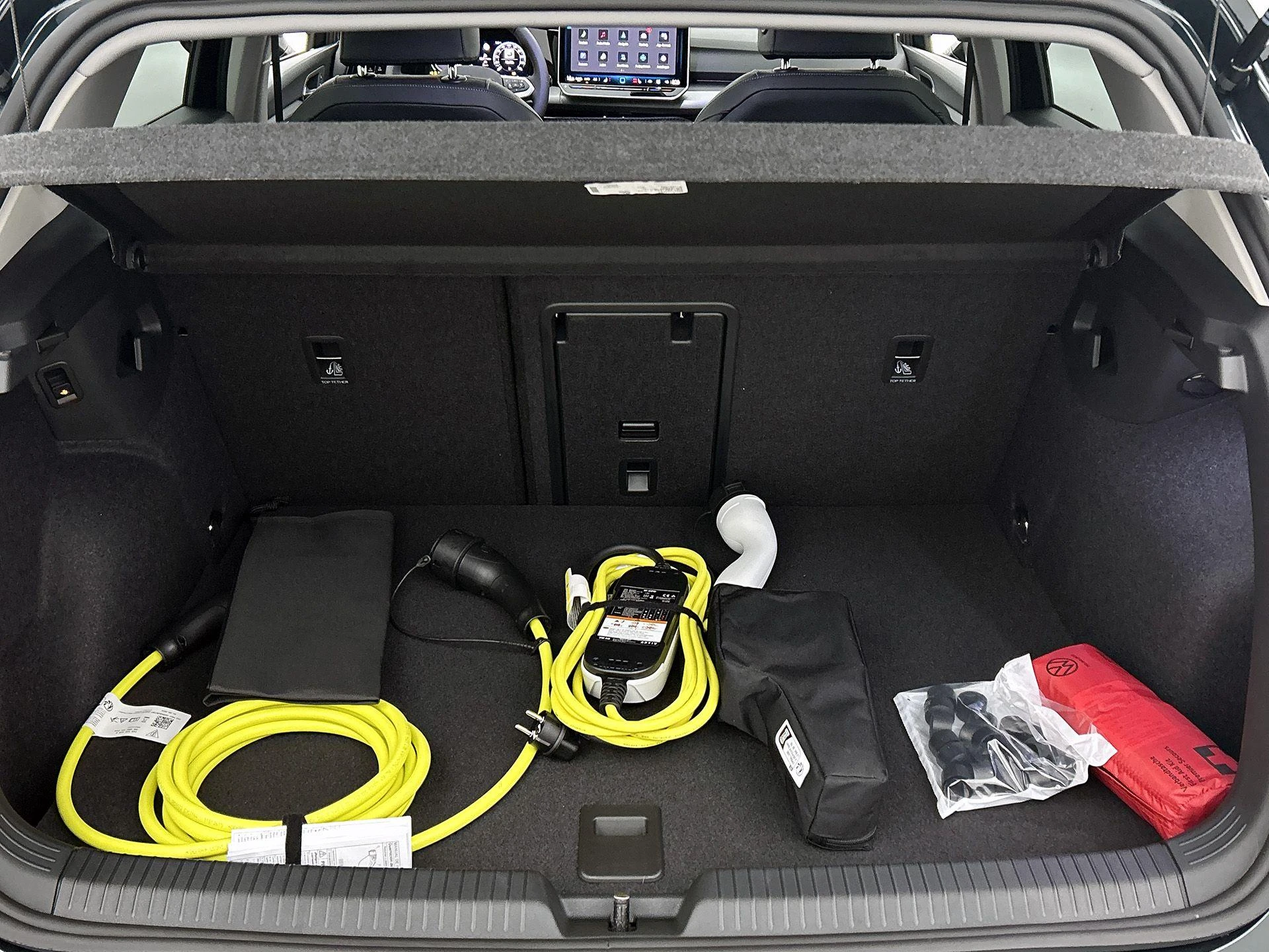 Volkswagen-Golf-image-26