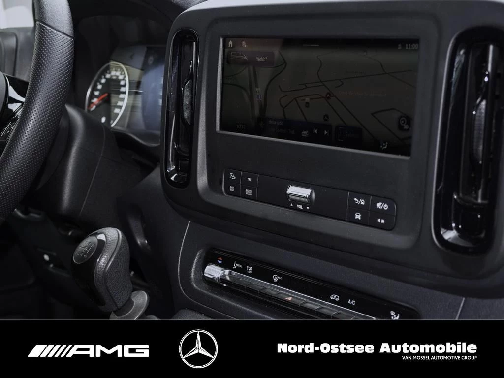 Mercedes-Benz-Vito-image-8