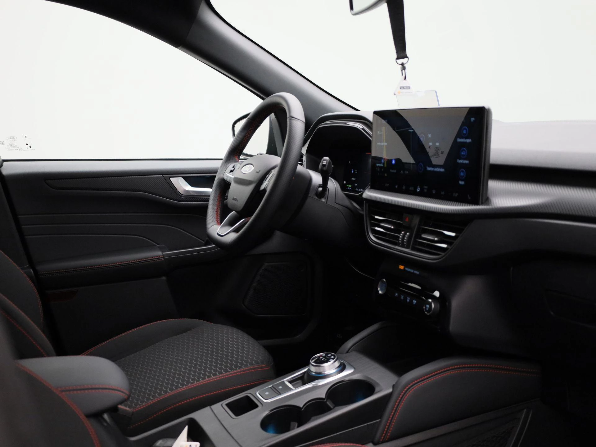 Ford-Kuga-image-32