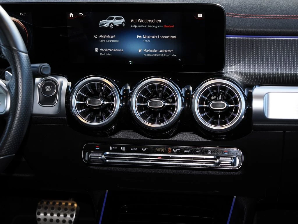Mercedes-Benz-EQB 300-image-10