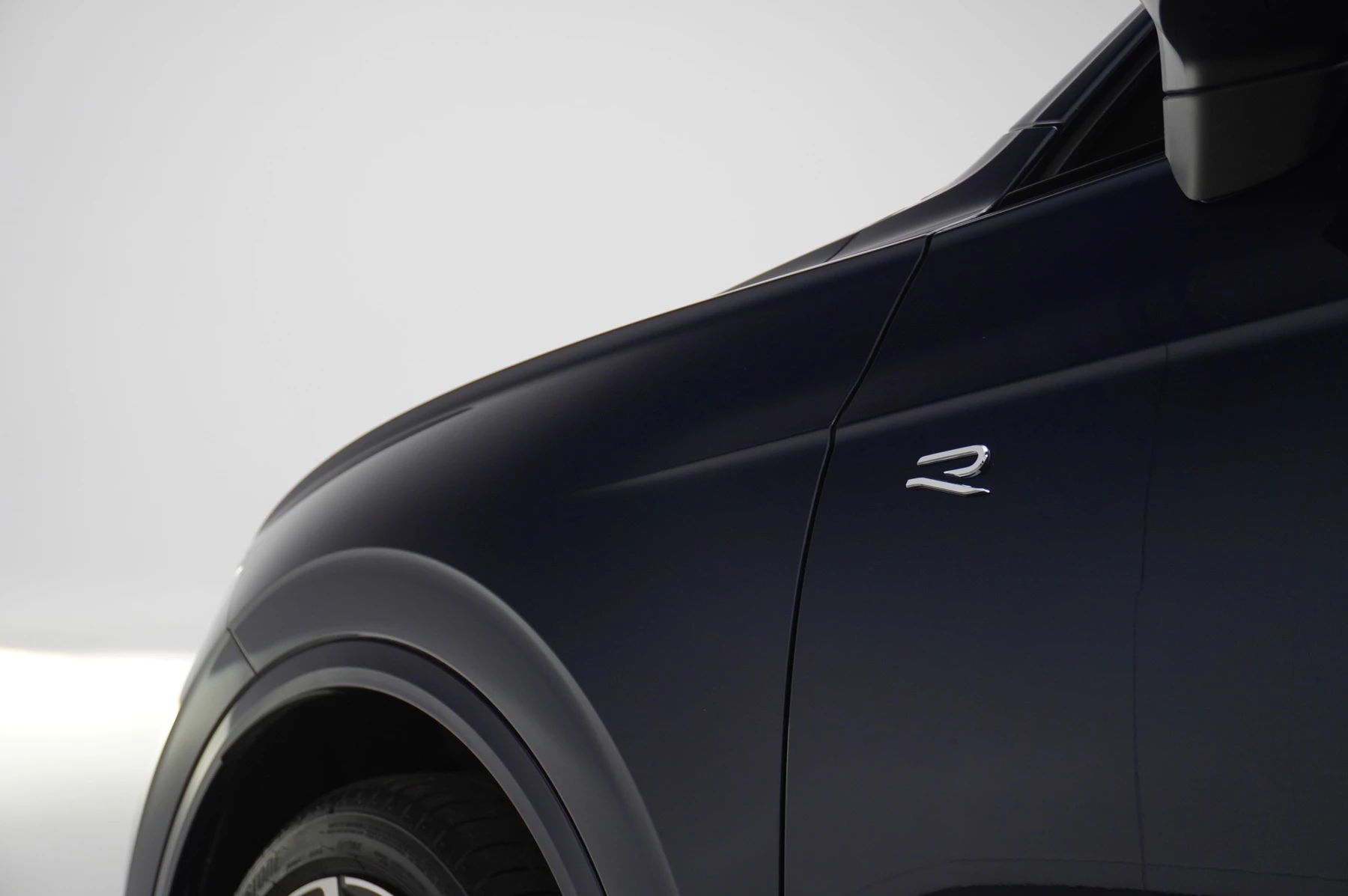 Volkswagen-Touareg-image-48