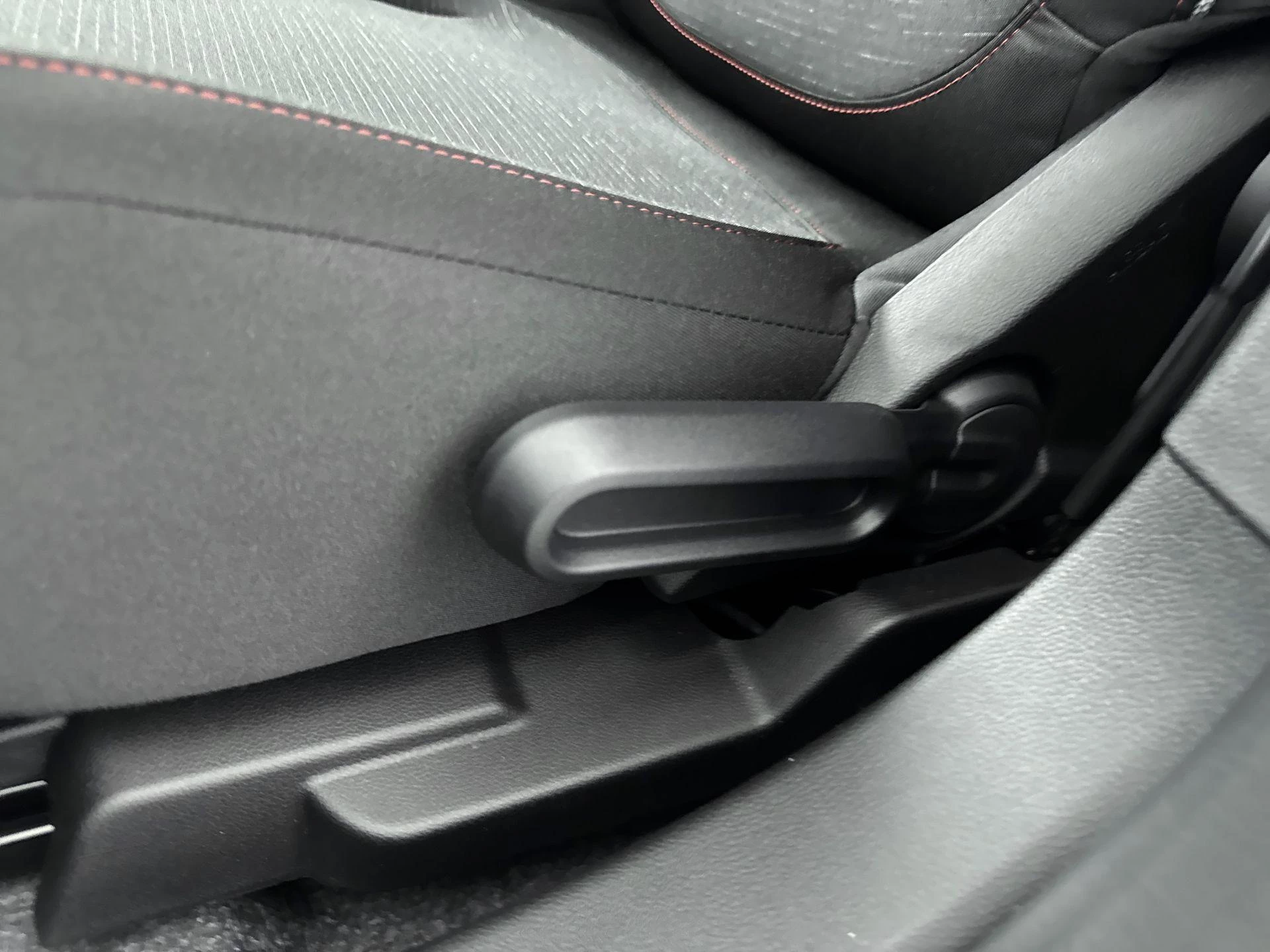 Renault-Twingo-image-18