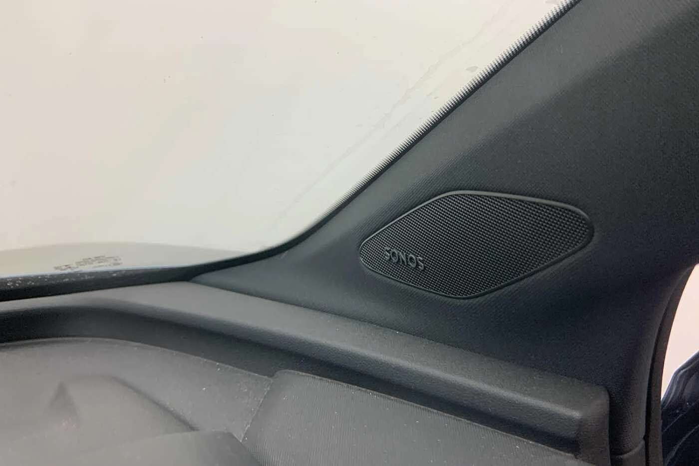 Audi-Q4 e-tron-image-22