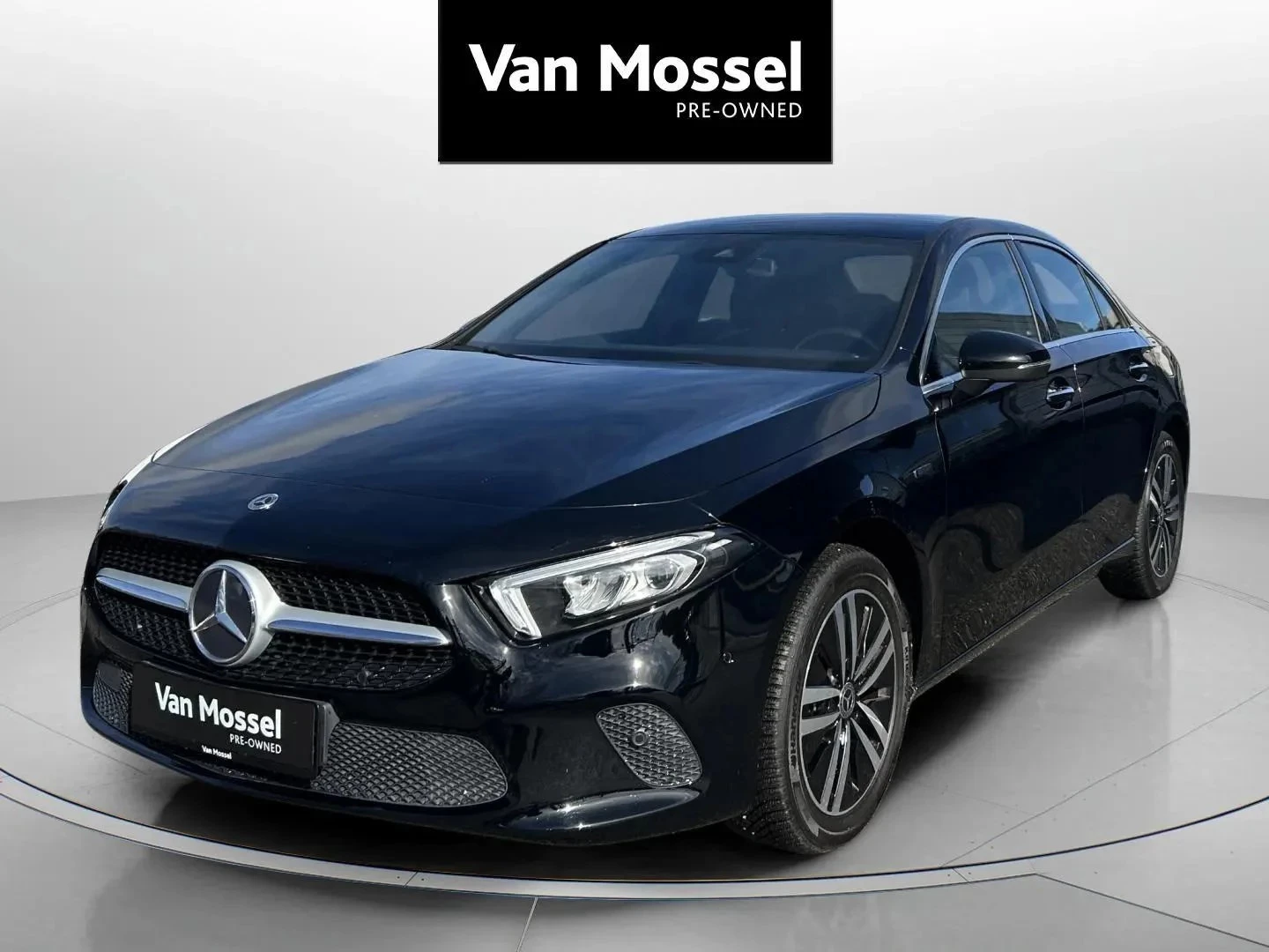 Mercedes-Benz-A-Klasse-image-0