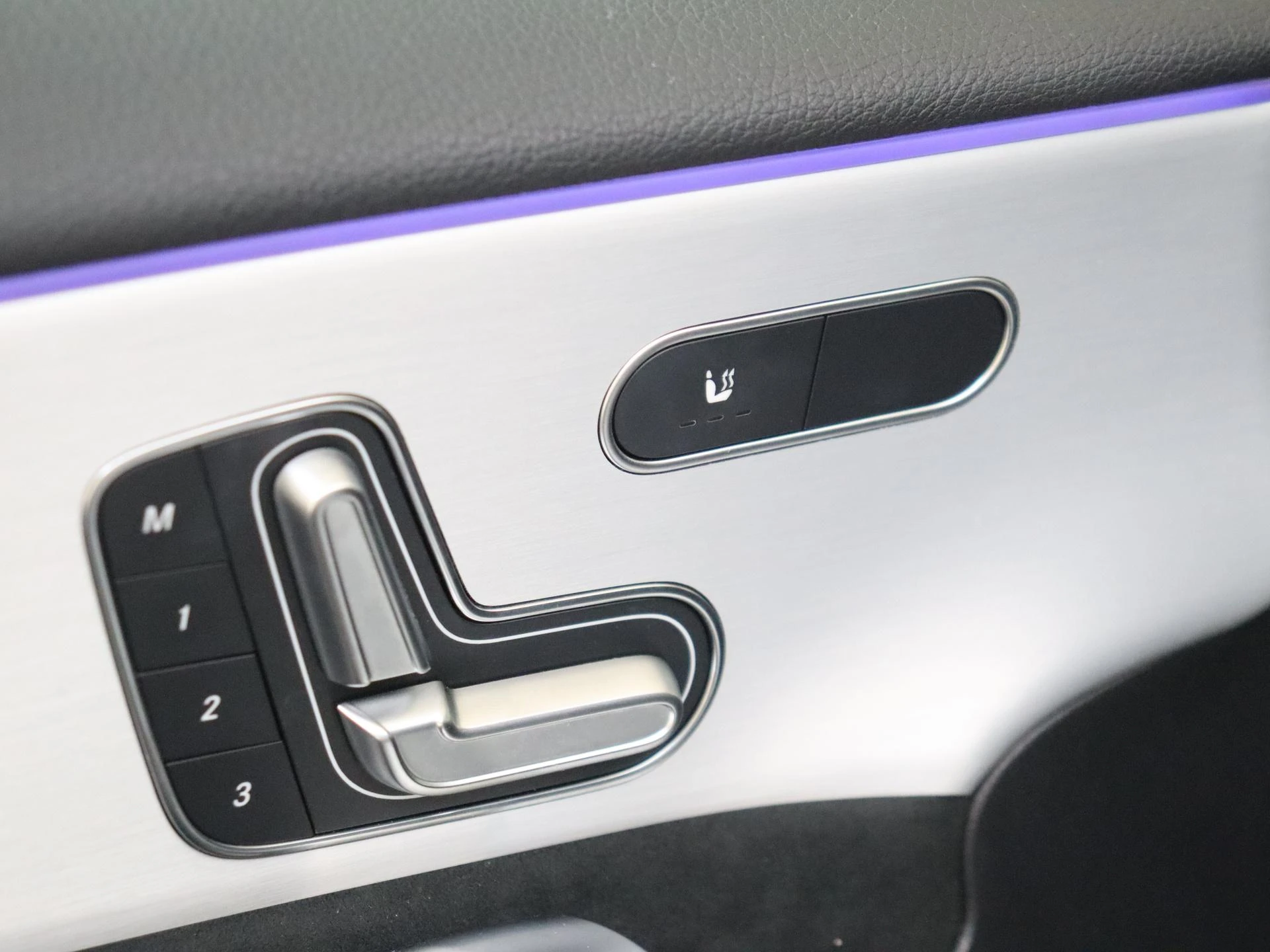 Mercedes-Benz-A-Klasse-image-25