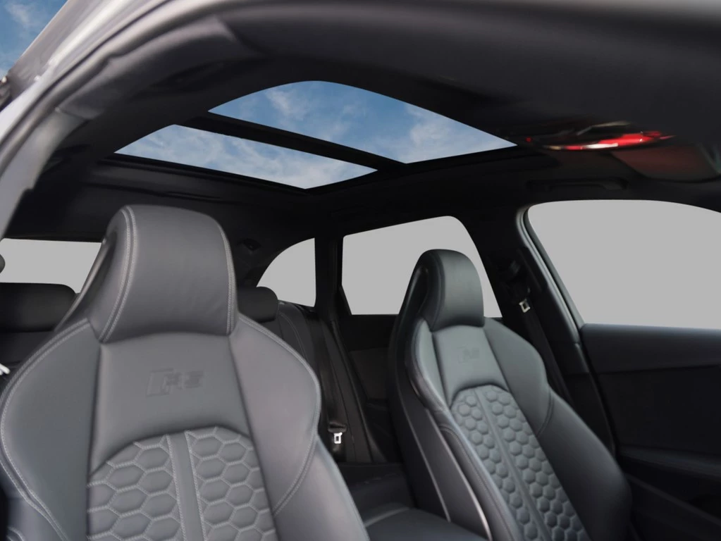 Audi RS4 Avant tiptronic
