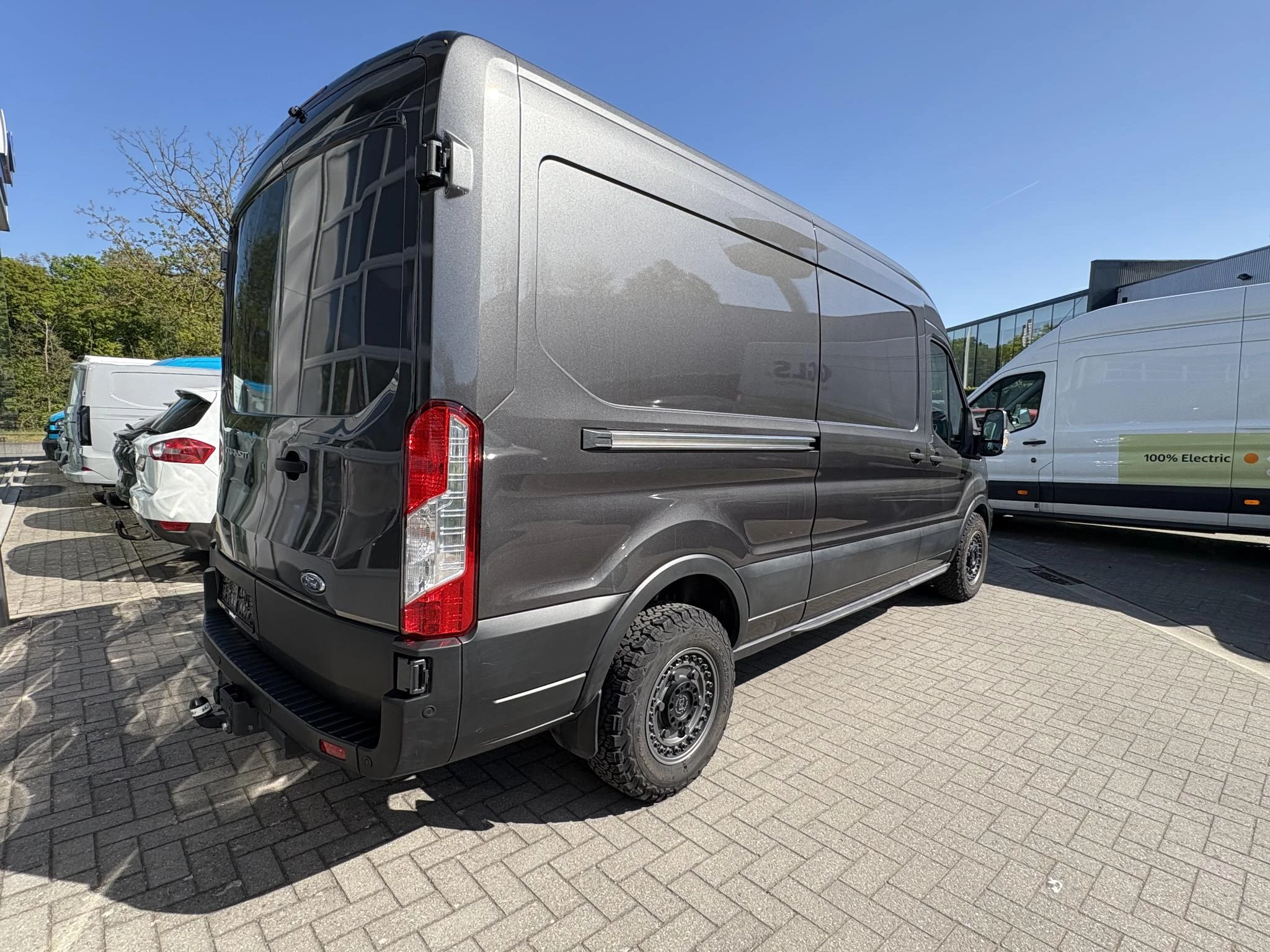 Ford-Transit-image-3