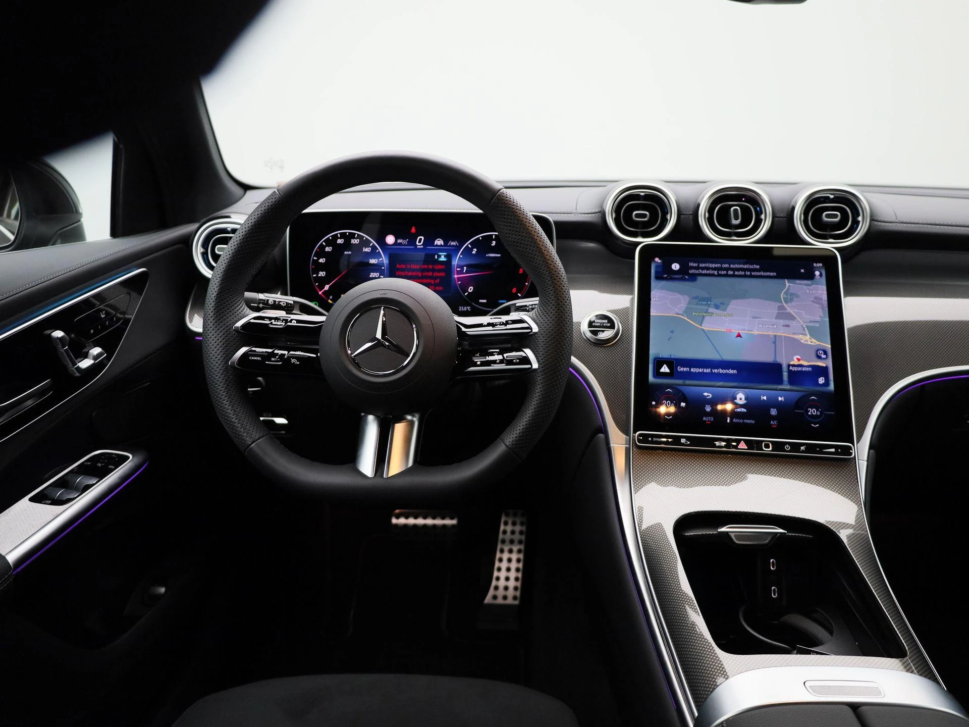 Mercedes-Benz-GLC-image-8