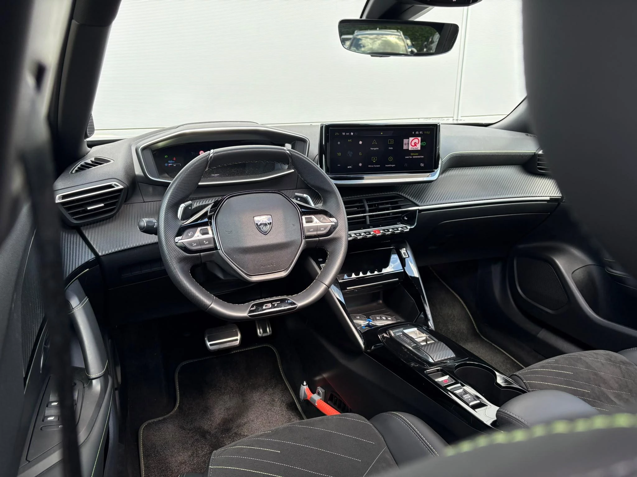 Peugeot-2008-image-9