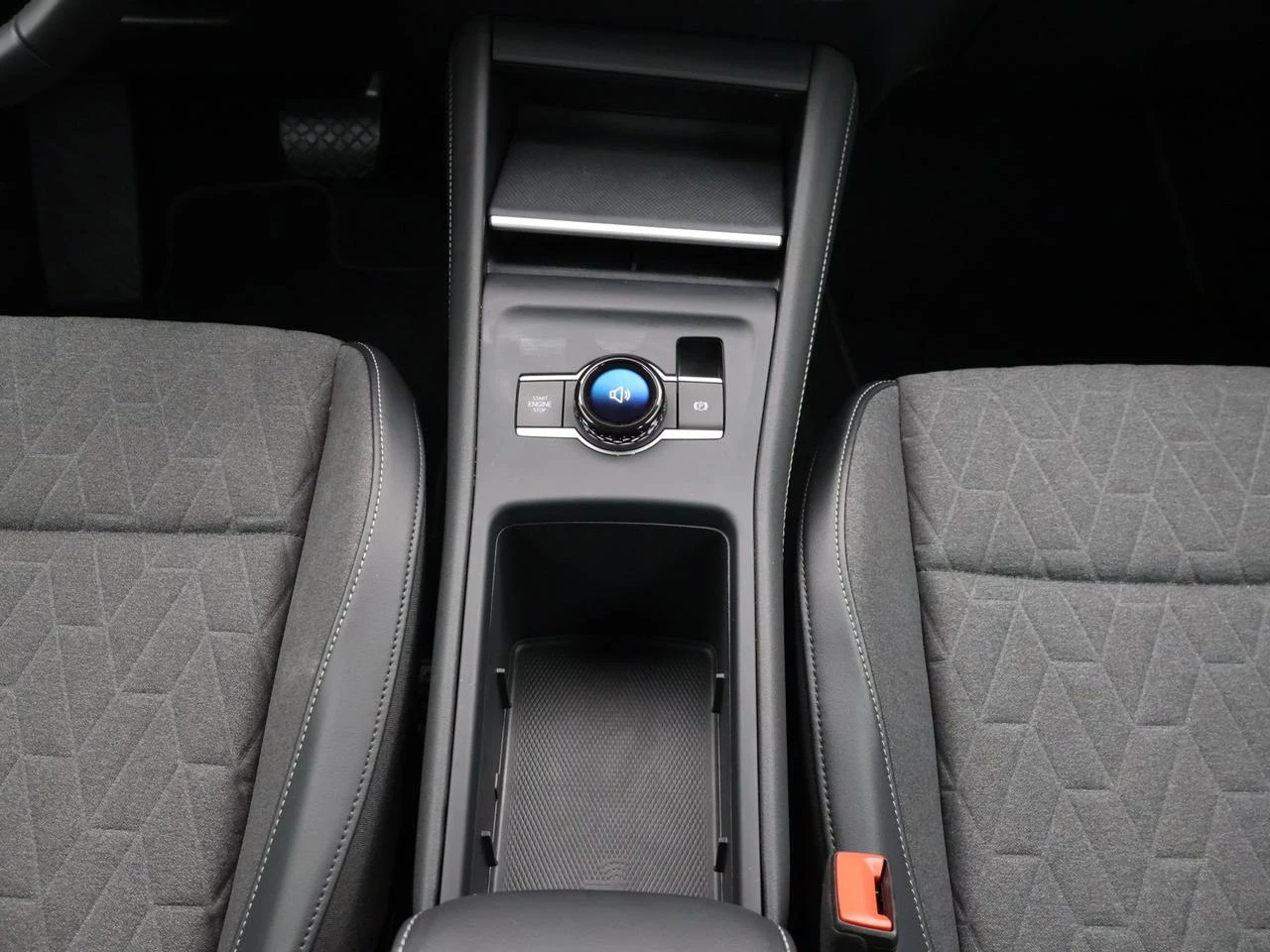Volkswagen Tayron VW Tayron 1.5eTSI mHEV 150PK *AUTOMAAT*360°CAMERA*7 ZITPLAATSEN*ACC*PDC*NAVI*APP-CONNECT*LED*...*