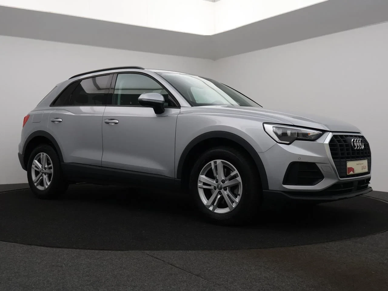Audi-Q3-image-5