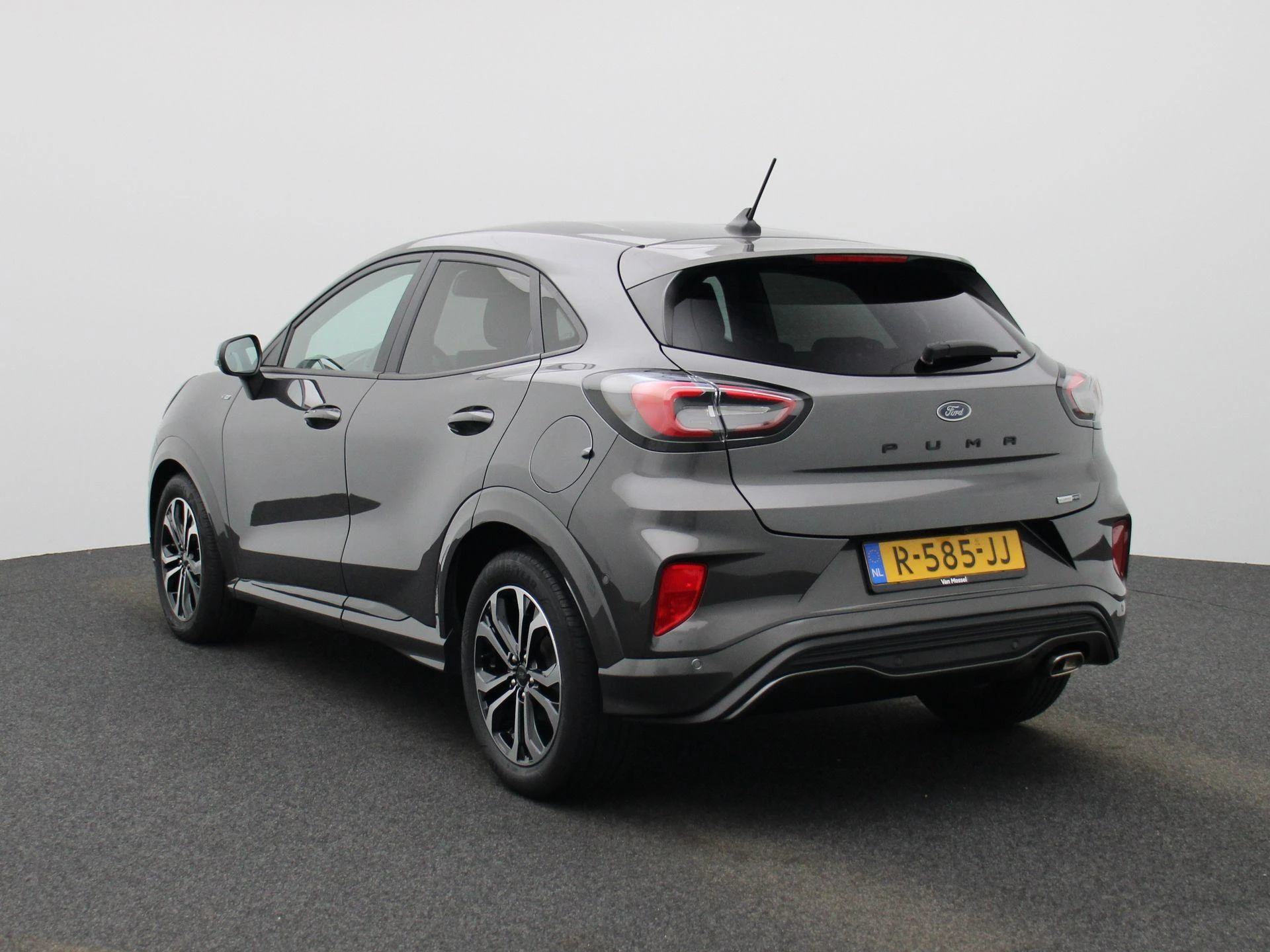 Ford-Puma-image-1