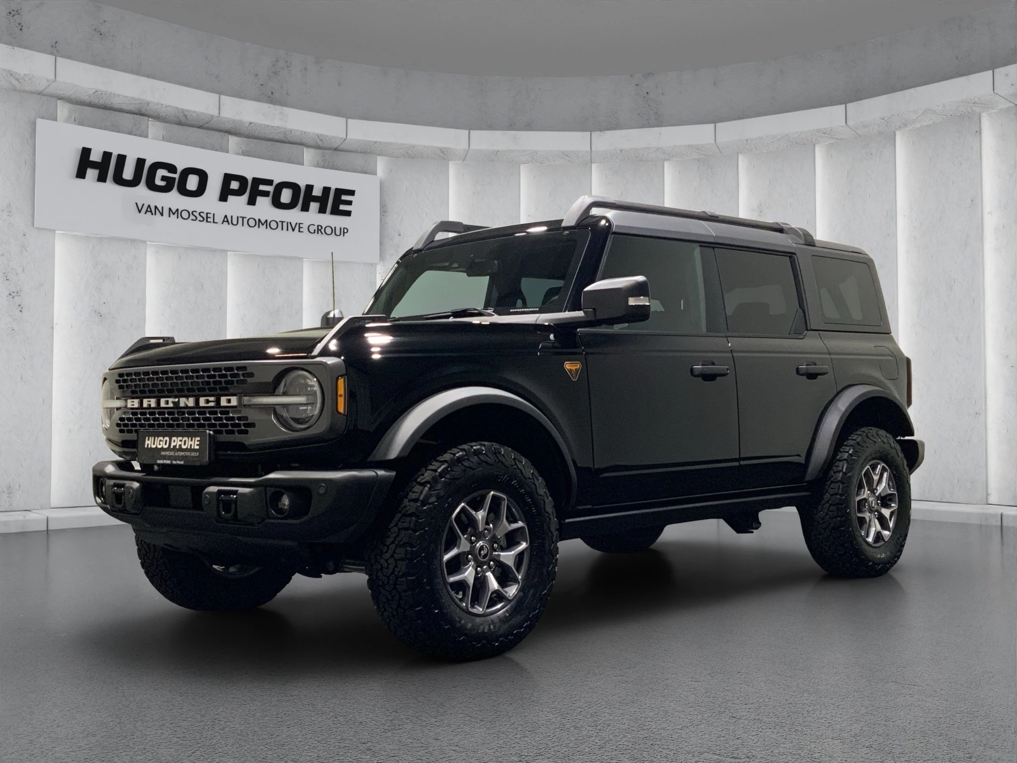 Ford-Bronco-image-0