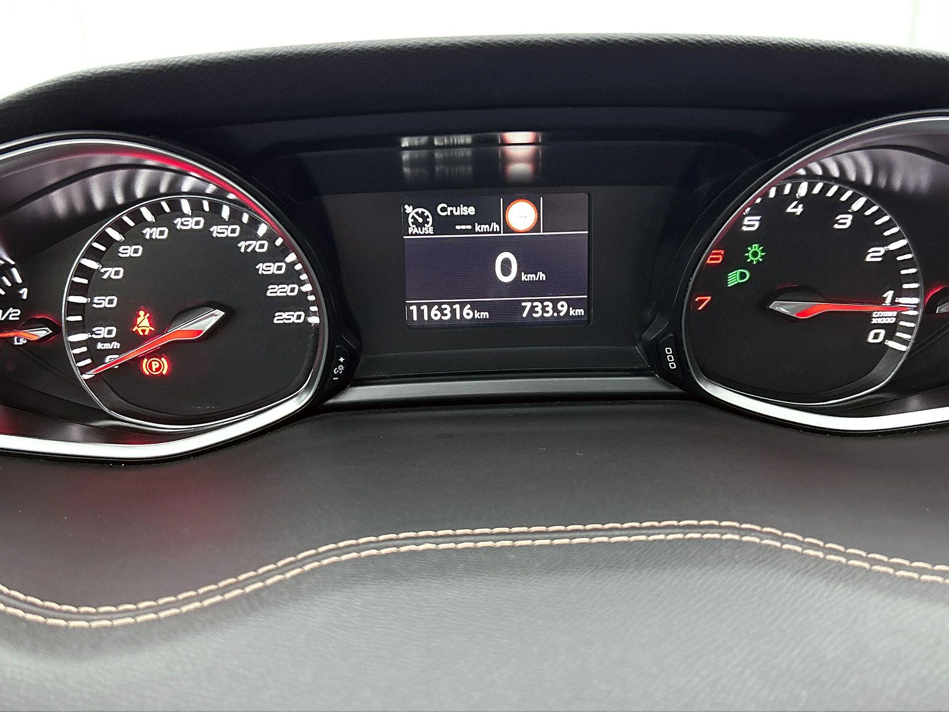 Peugeot-308-image-21