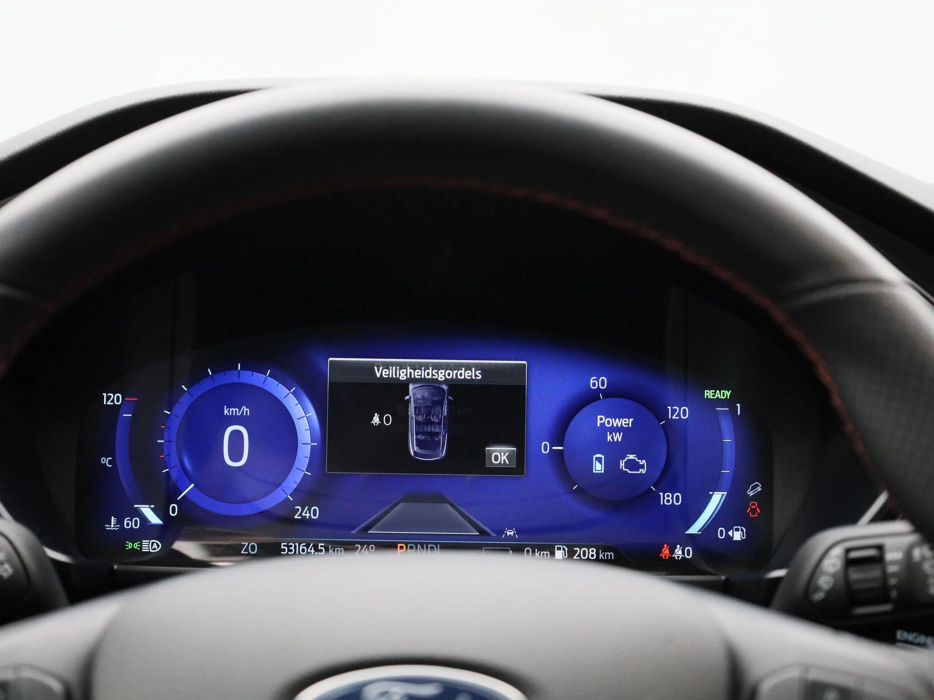 Ford Kuga - 8