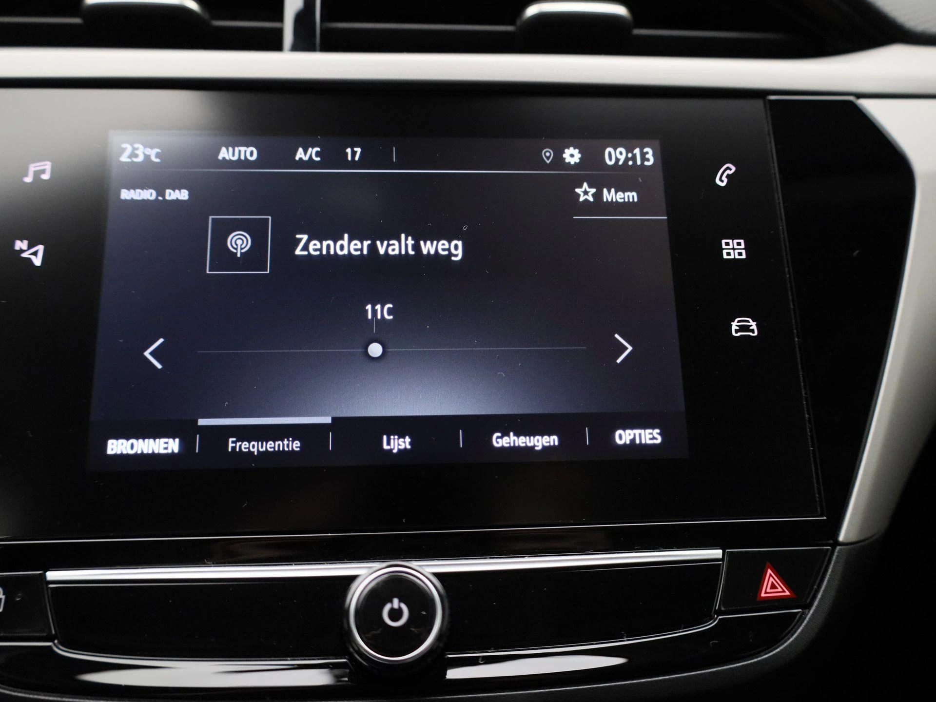 Opel-Corsa-e-image-16