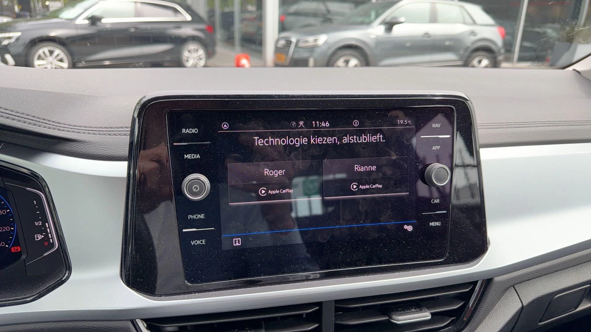 Volkswagen T-Roc 1.5 TSI Life Business