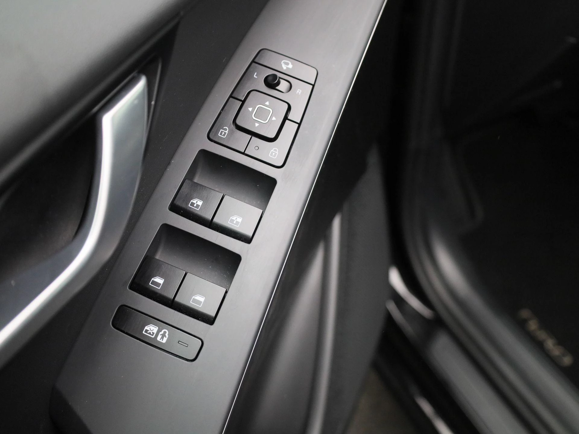 Kia-Niro-image-30