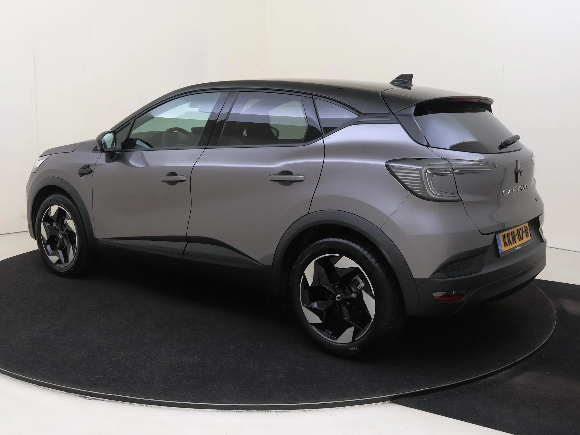Renault Captur 1.8 E-Tech full hybrid 160 techno