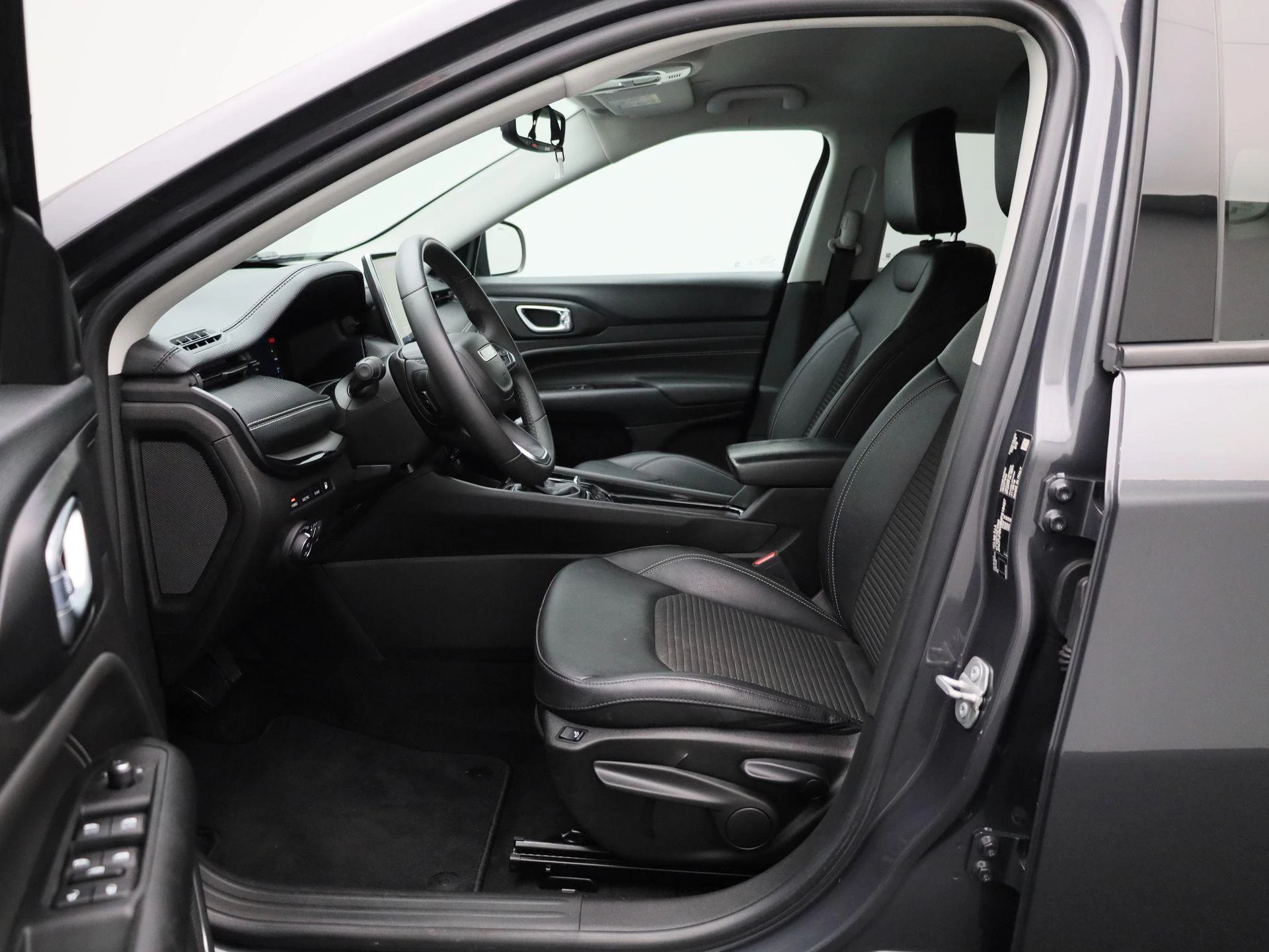 Jeep Compass 1.3 Turbo T4 190 4xe ATX Night Eagle
