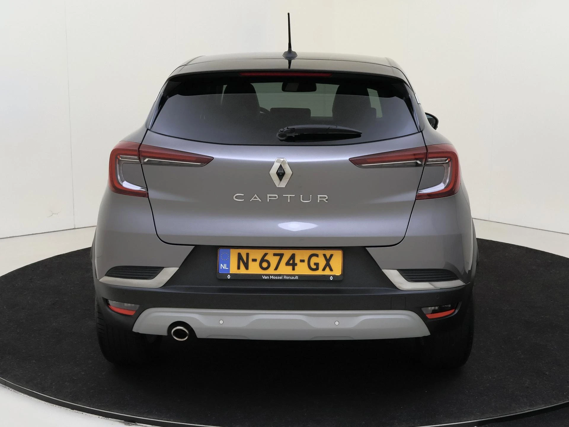 Renault-Captur-image-6