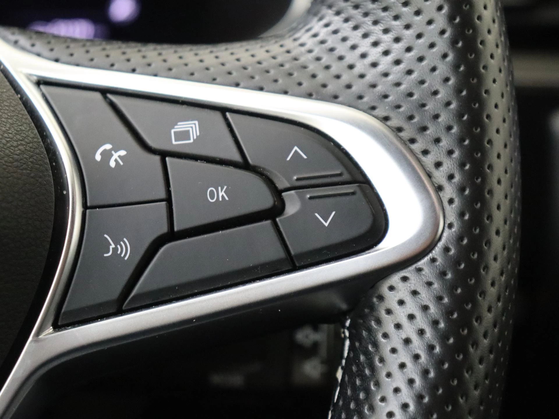 Renault-Arkana-image-13