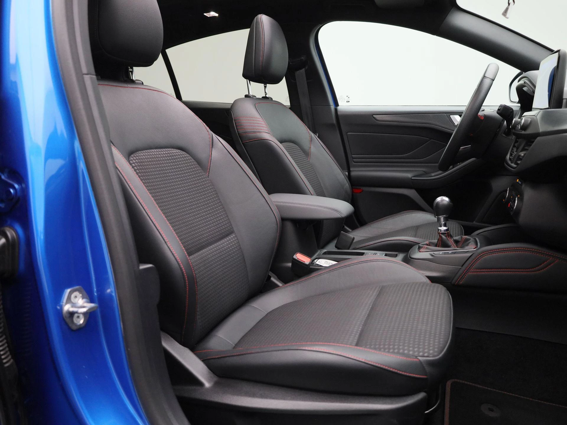 Ford Focus 1.0 EcoBoost ST Line Business