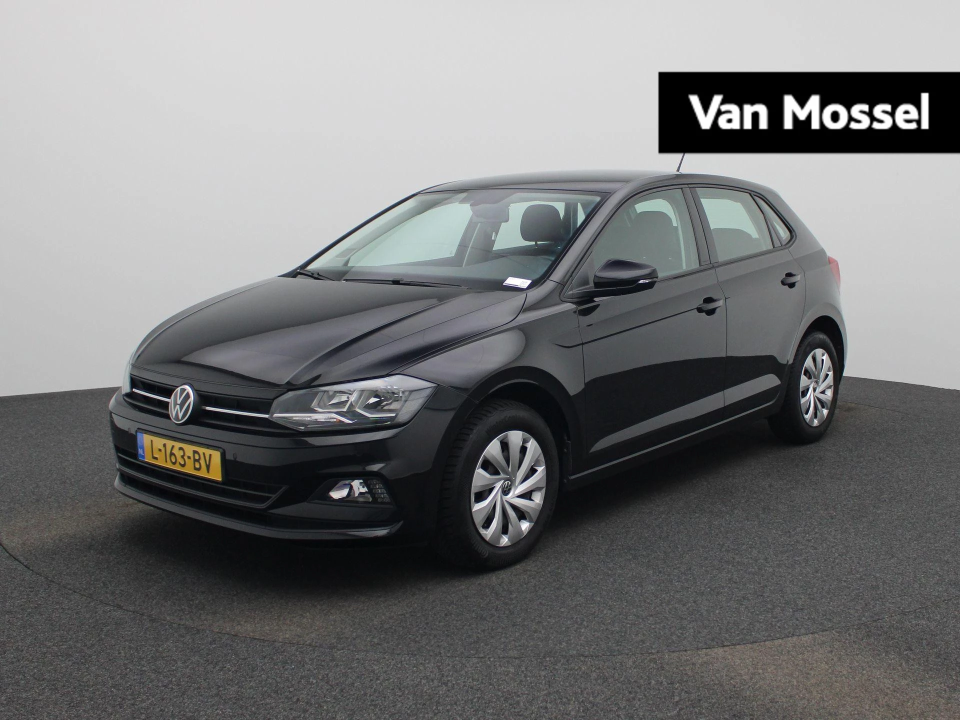 Volkswagen-Polo-image-0