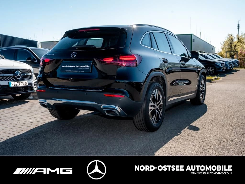 Mercedes-Benz-GLA-image-3