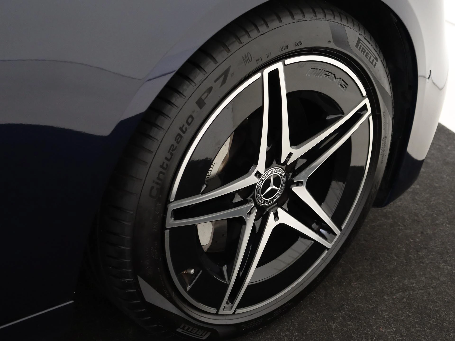 Mercedes-Benz-C-Klasse-image-28