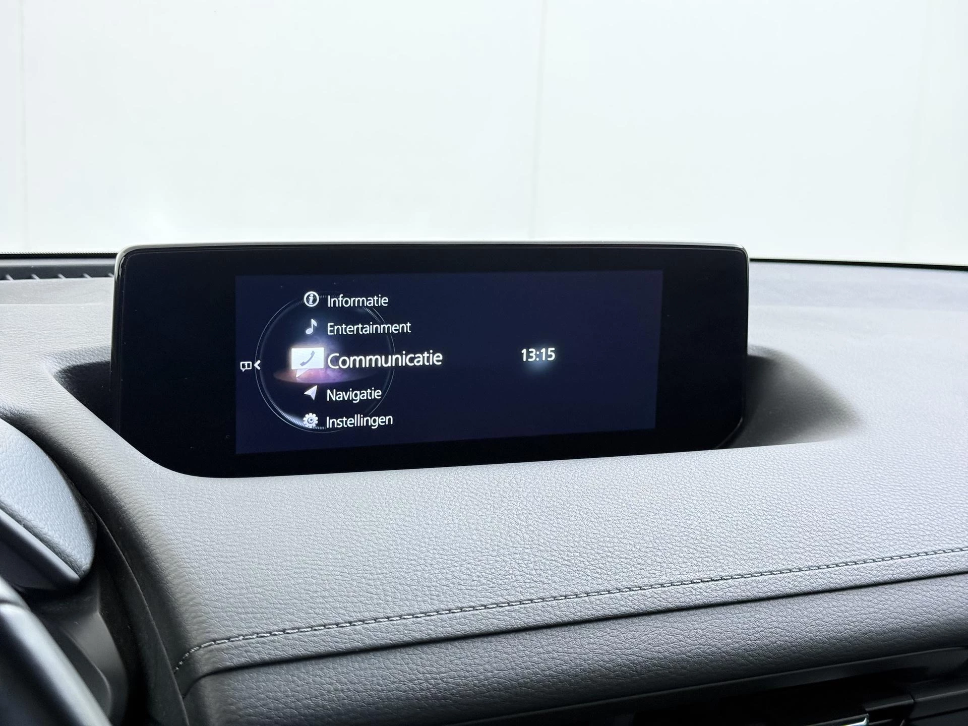 Mazda-MX-30-image-25