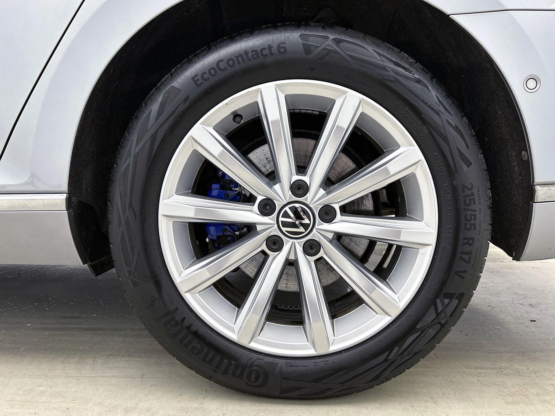 Volkswagen-Passat-image-33